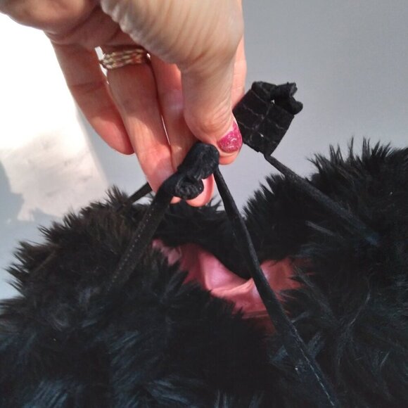 Great Big Black Cuddly Fabulous Faux Fur Emotional Support Shoulder Bag/Tote - Picture 7 of 8